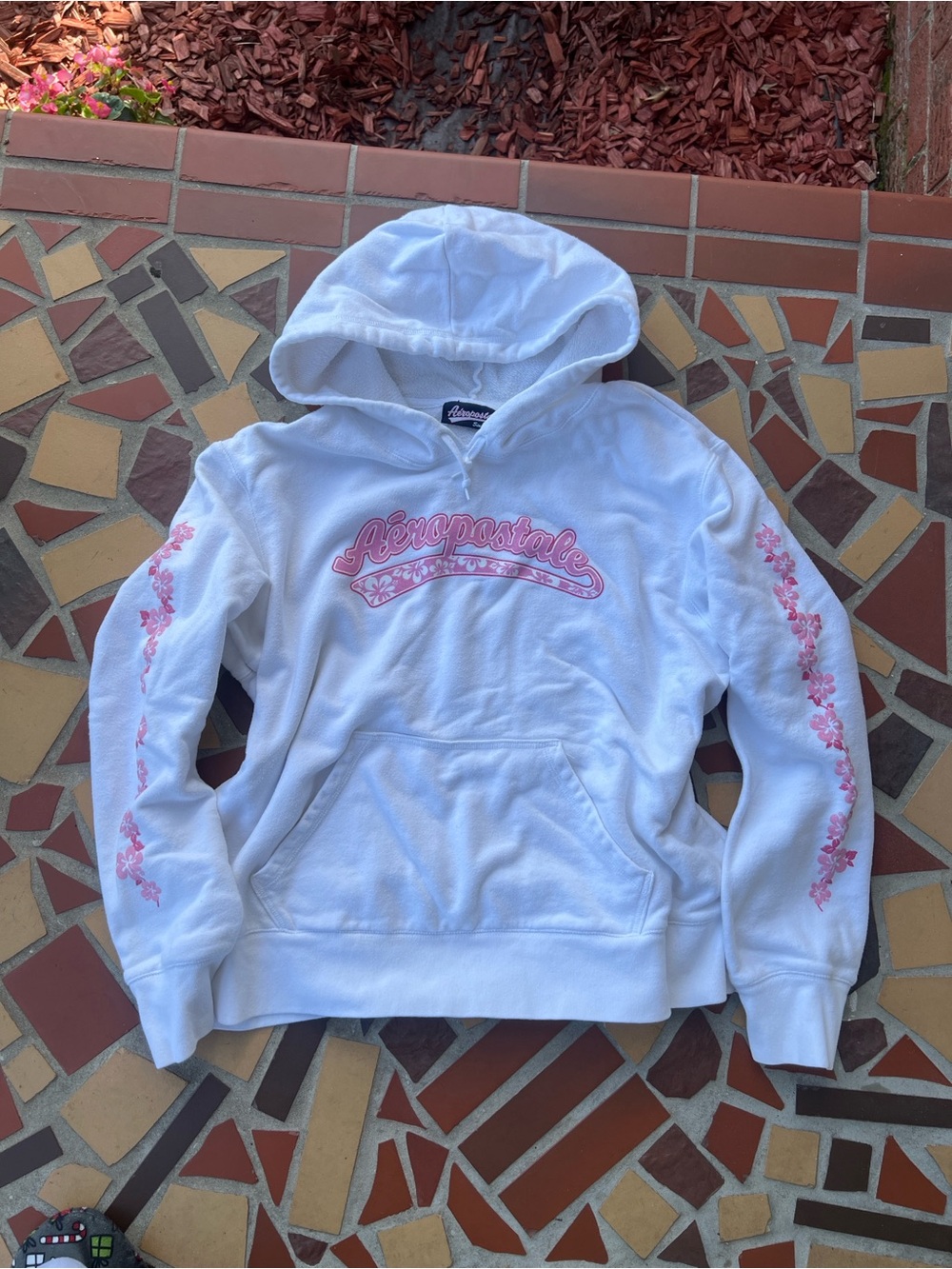 Y2K White Aeropostale hoodie With Flowers